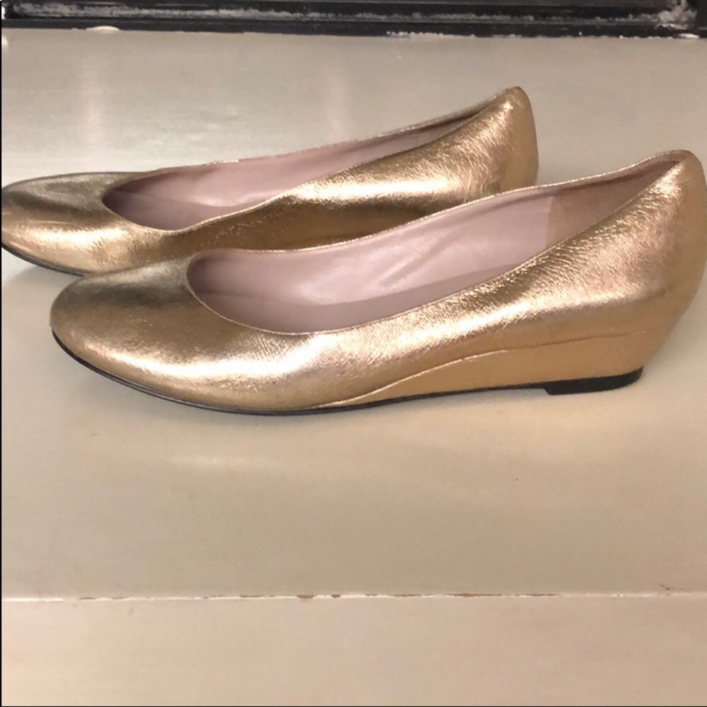 Marc Jacobs gold mini wedges